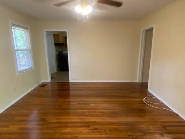 $1,695 | 1609 Atkamire Drive, Tallahassee, FL 32304