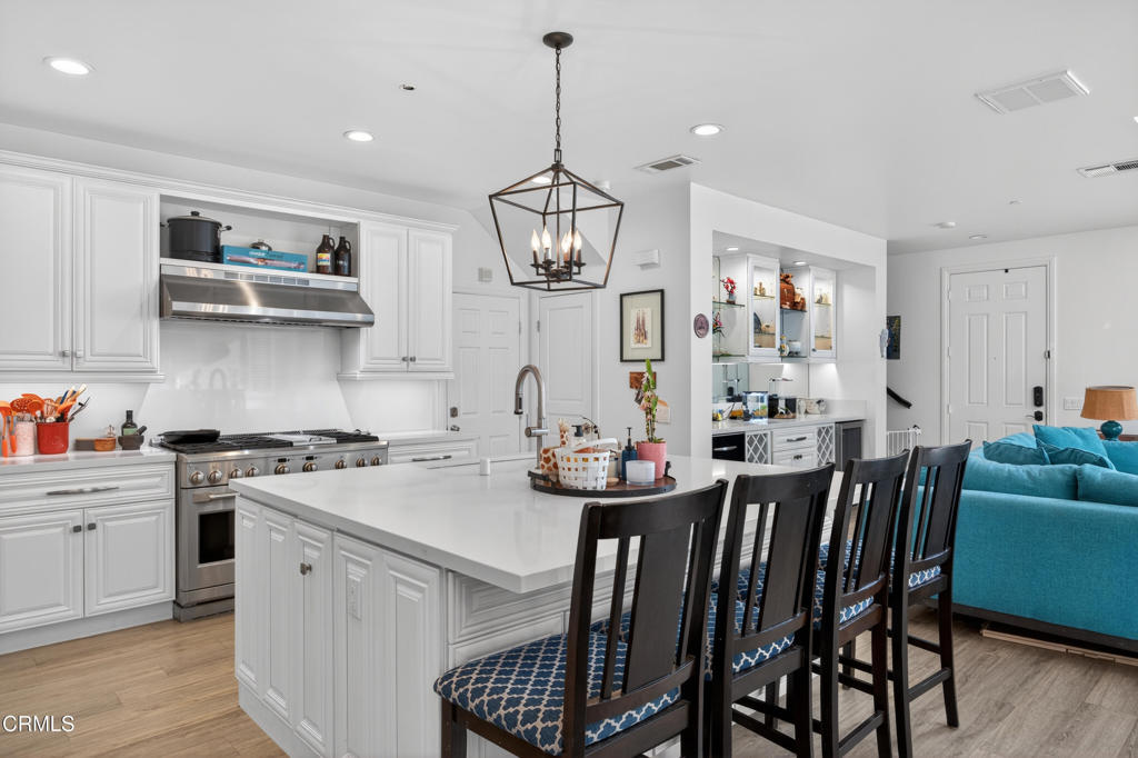 3746 Dunkirk Drive Oxnard, CA 93035 - Photo 12 of 34