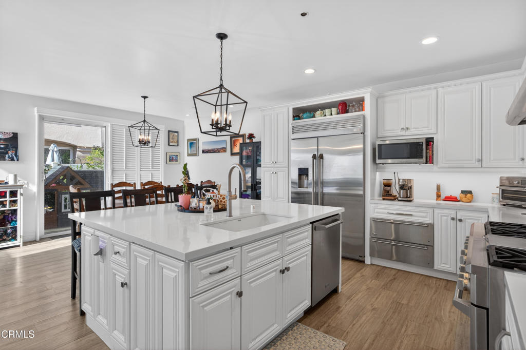 3746 Dunkirk Drive Oxnard, CA 93035 - Photo 14 of 34