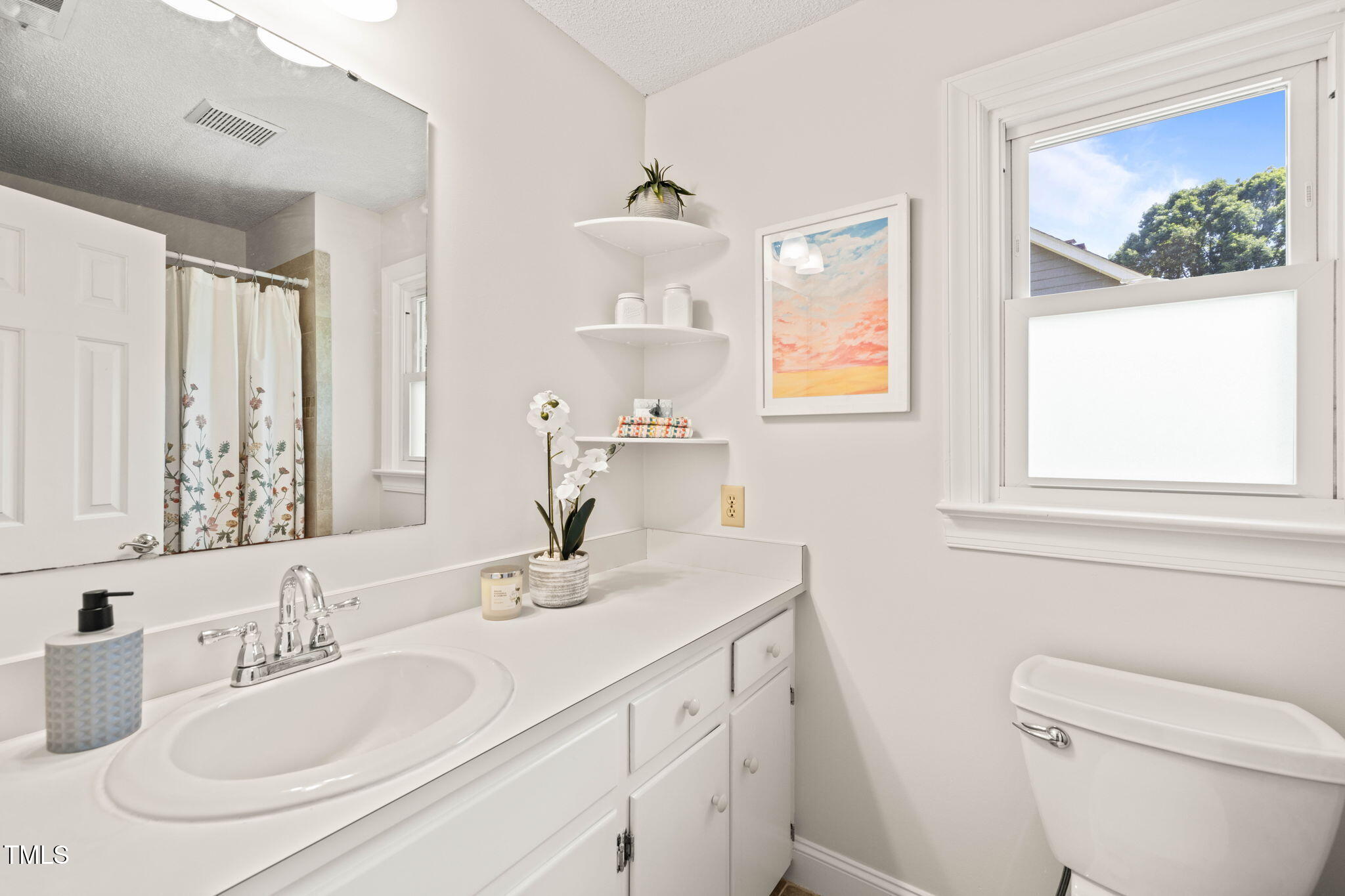 4500 Lancashire Drive Raleigh, NC 27613 - Photo 25 of 41 25-web-or-mls-untitled-7