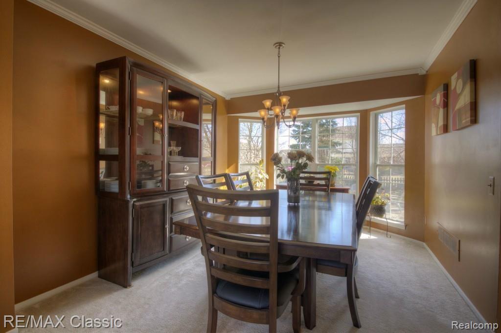 45575 Hanford Road Canton, MI 48187 - Photo 5 of 27 Dining Room