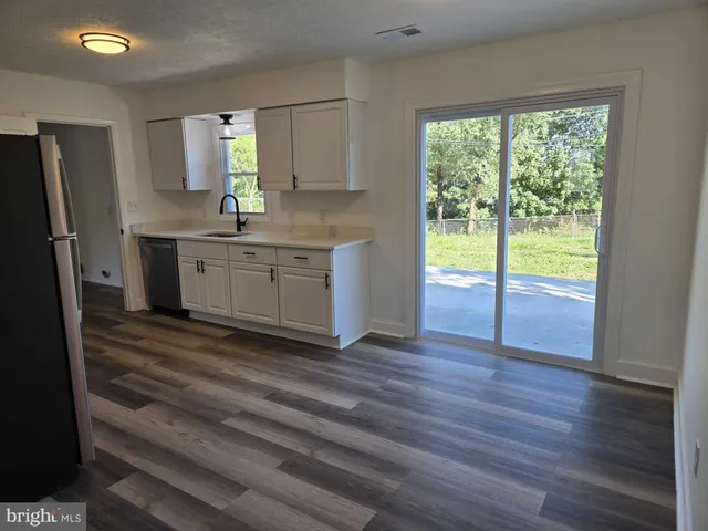 $1,950 | 254 Princeton Street, Martinsburg, WV 25404