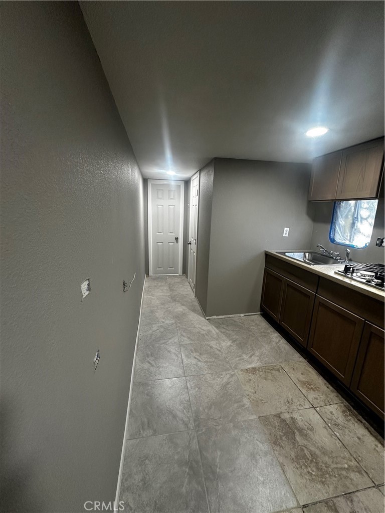 775 East Foothill Boulevard, Unit 14 Rialto, CA 92376 - Photo 20 of 28