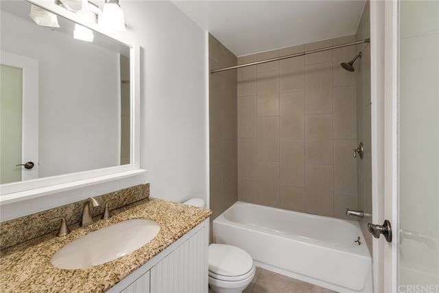 $780,000 | 1601 North Fuller Avenue, Unit 104, Los Angeles, CA 90046