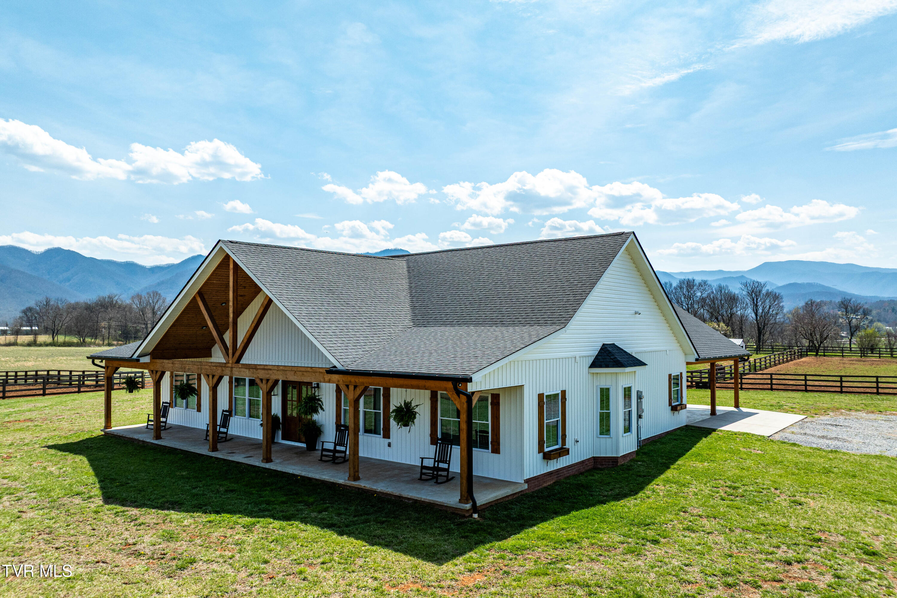 151 Frank Stanton Road Limestone, TN 37681 - Photo 46 of 93 151 Frank Stanton Rd-15