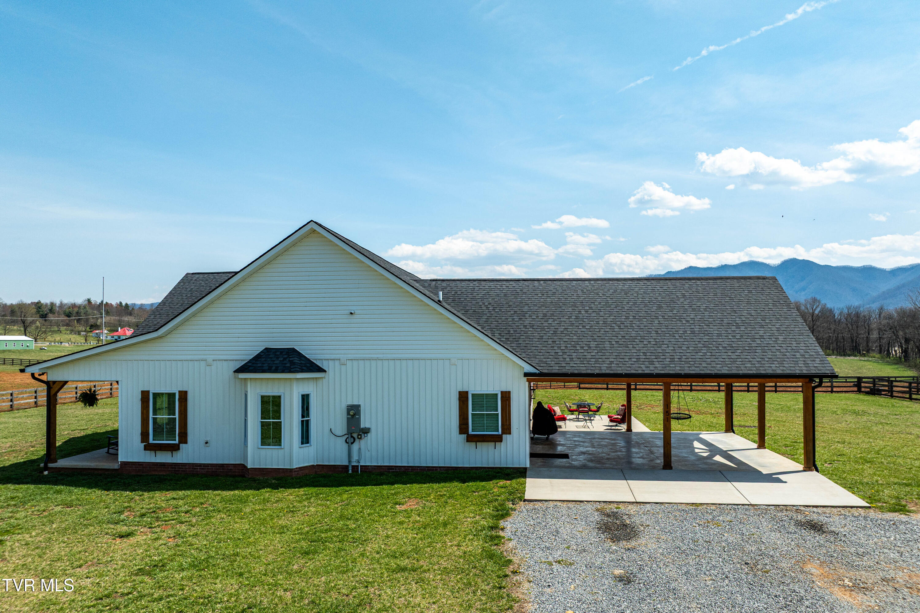 151 Frank Stanton Road Limestone, TN 37681 - Photo 48 of 93 151 Frank Stanton Rd-17