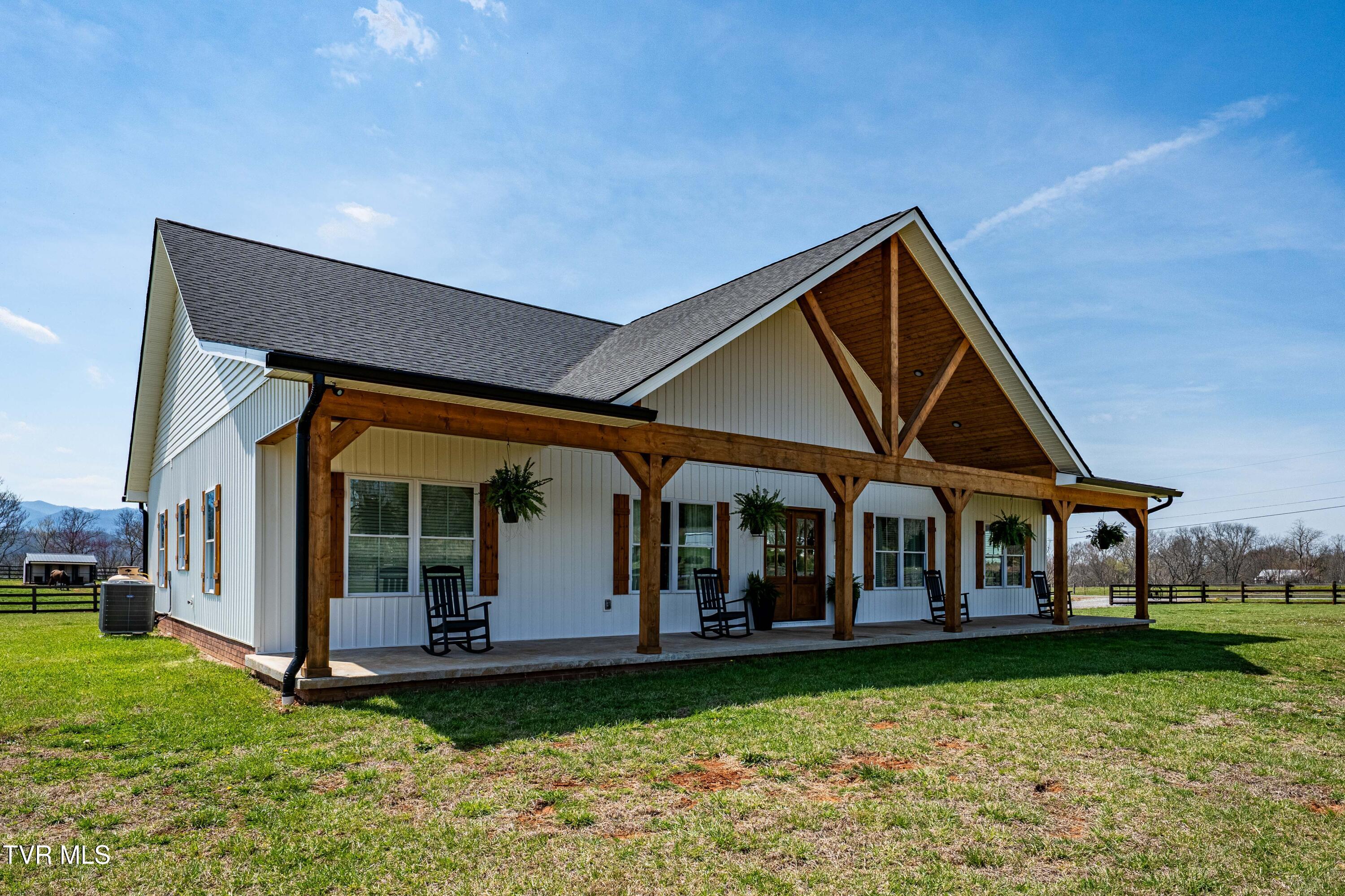 151 Frank Stanton Road Limestone, TN 37681 - Photo 5 of 93 151 Frank Stanton Rd-42