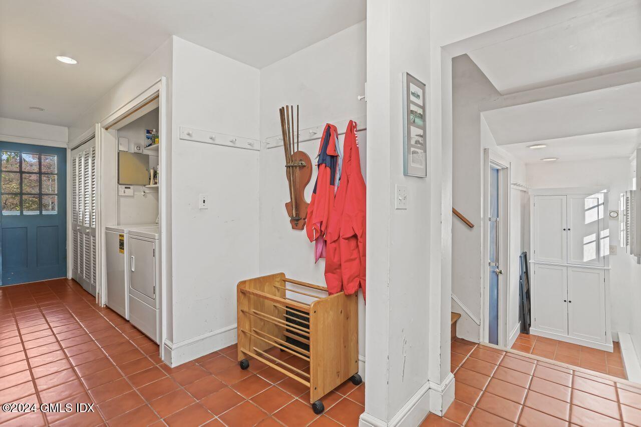 242 Taconic Road Greenwich, CT 06831 - Photo 20 of 37 a view of room with entryway