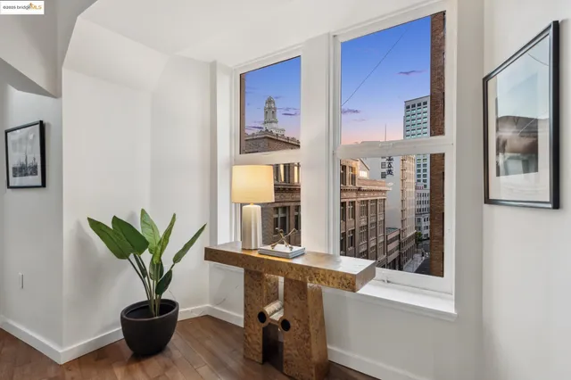 $995,000 | 1615 Broadway, Unit 8, Oakland, CA 94612