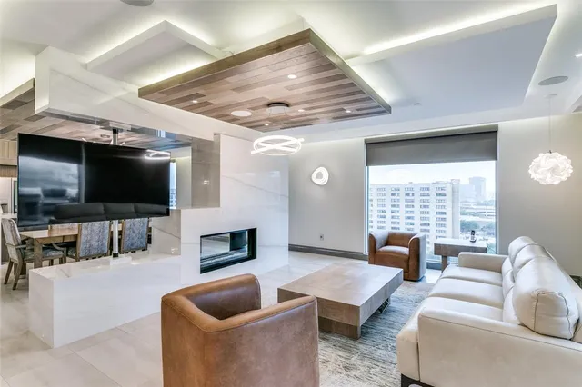 $10,500 | 4005 Gaston Avenue, Unit PH2, Dallas, TX 75246