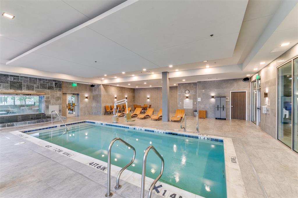 4005 Gaston Avenue, Unit PH2 Dallas, TX 75246 - Photo 29 of 33 View of indoor pool