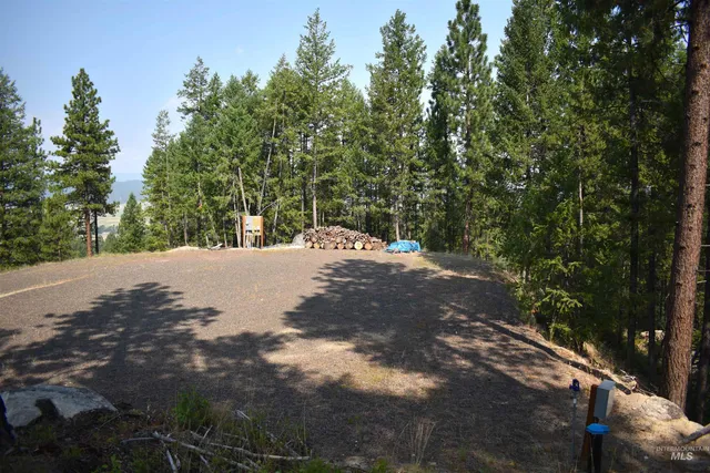 $315,000 | 33 San Ignacio Way, Cascade, ID 83611