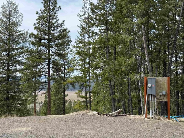 $315,000 | 33 San Ignacio Way, Cascade, ID 83611