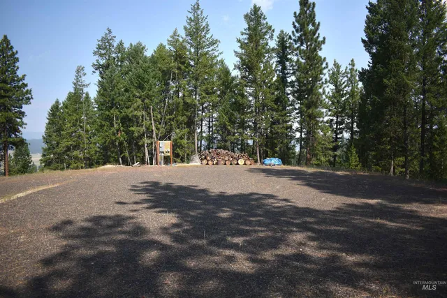 $315,000 | 33 San Ignacio Way, Cascade, ID 83611
