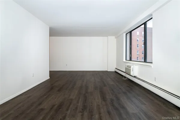 $2,500 | 7 Lake Street, Unit 7L, White Plains, NY 10601