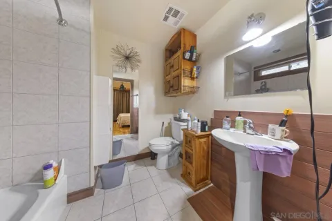 $449,900 | 1380 Oak Hill Drive, Unit SPC 42, Escondido, CA 92027