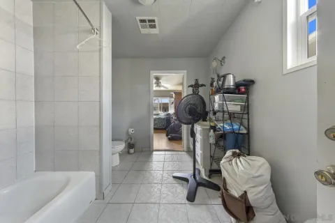 $449,900 | 1380 Oak Hill Drive, Unit SPC 42, Escondido, CA 92027