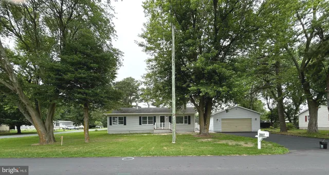 $434,900 | 36697 Clubhouse Road, Ocean View, DE 19970