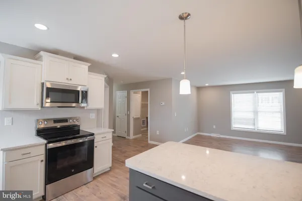 $364,900 | 85 Waterford Lane, Sellersville, PA 18960