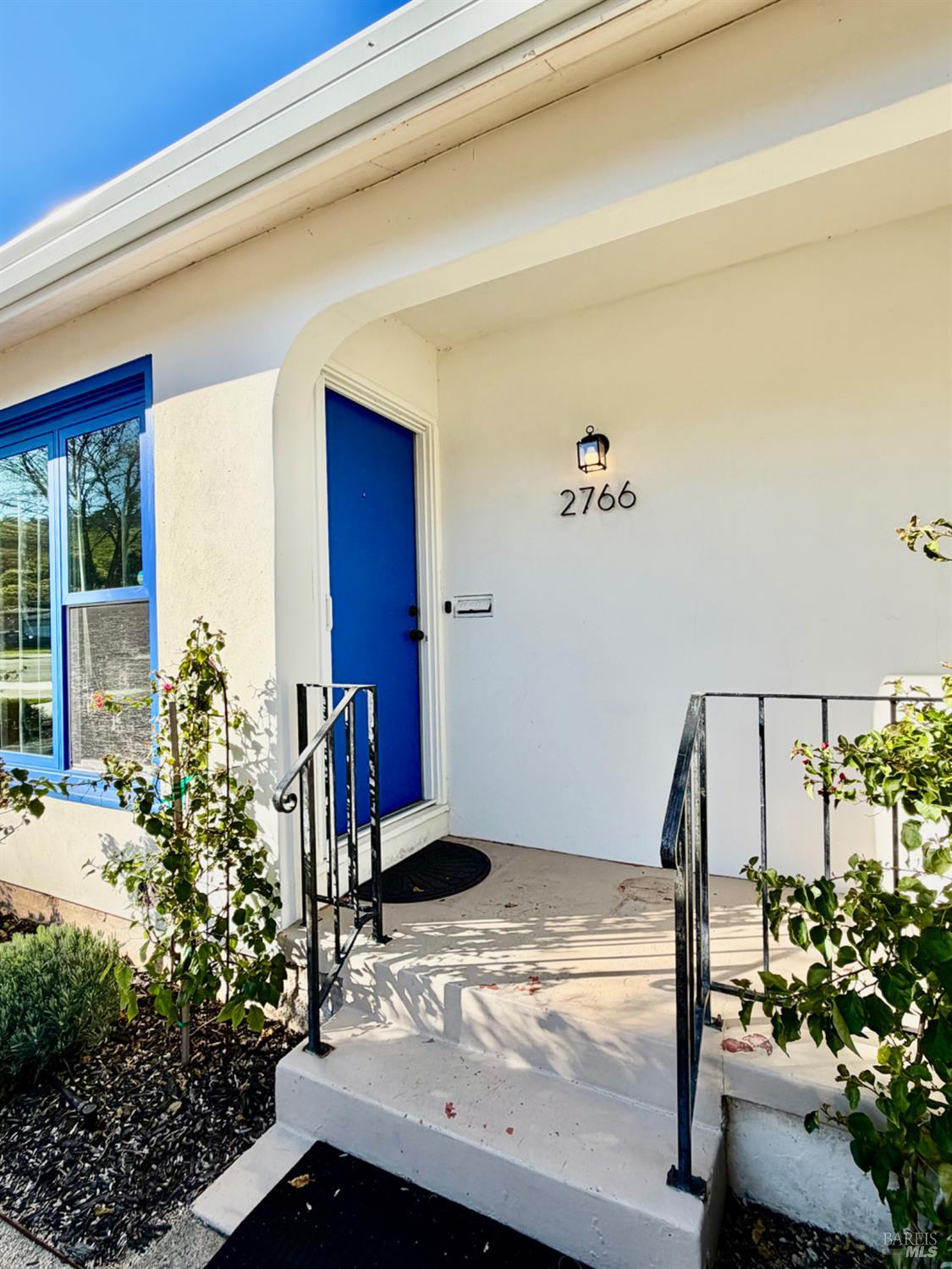 2766 Iowa Street Napa, CA 94558 - Photo 5 of 55