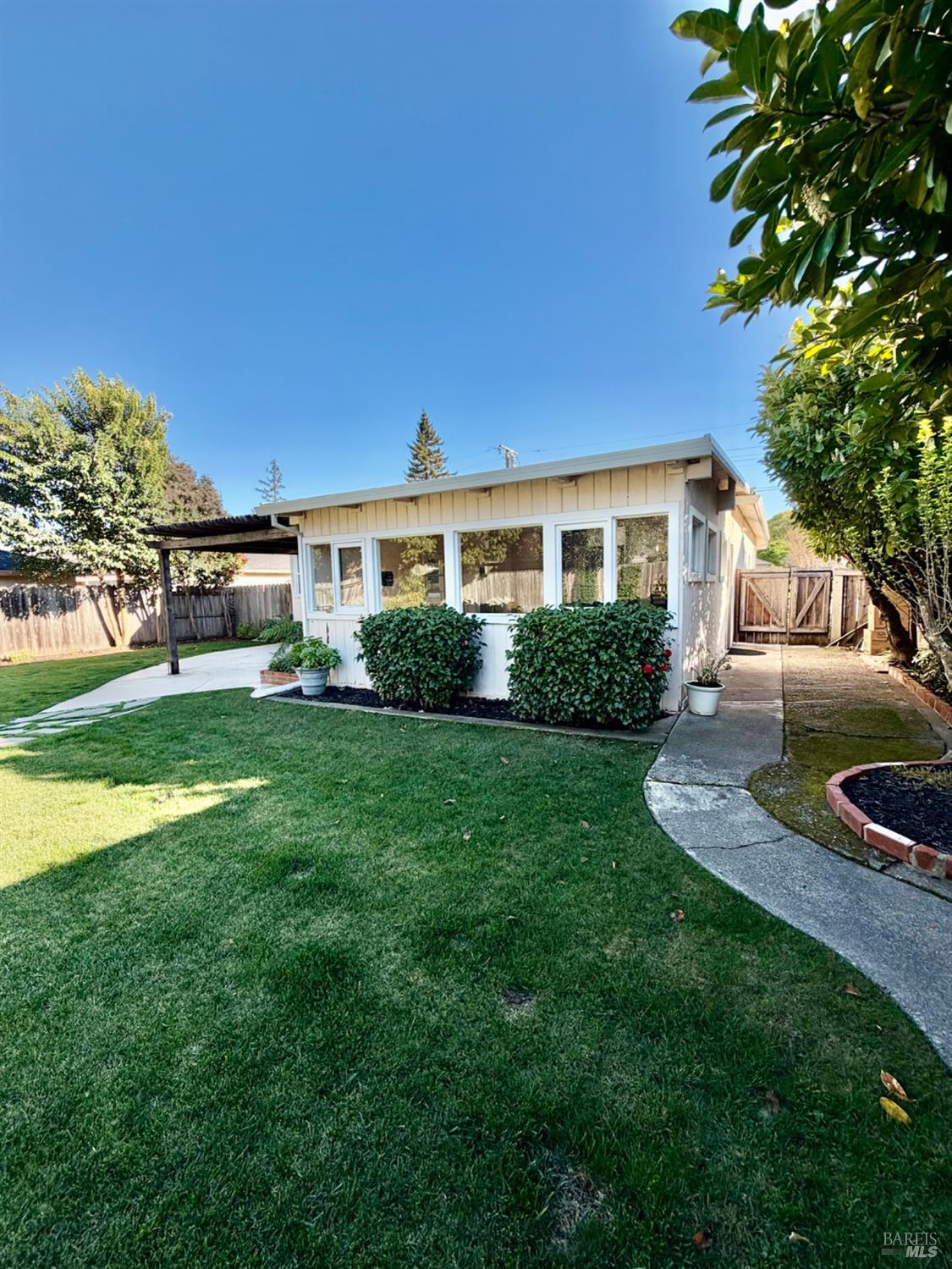 2766 Iowa Street Napa, CA 94558 - Photo 53 of 55