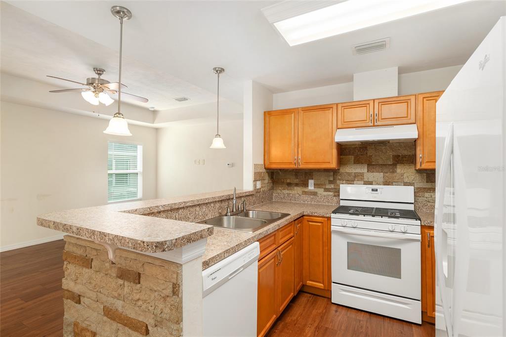 2776 Southeast 21st Road Gainesville, FL 32641 - Photo 10 of 35