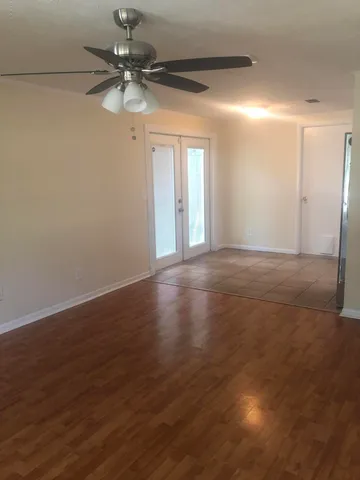 $1,345 | 5242 Timawatha Avenue, Jacksonville, FL 32210