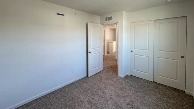 $424,990 | 577 Yosemite Way, Mundelein, IL 60060