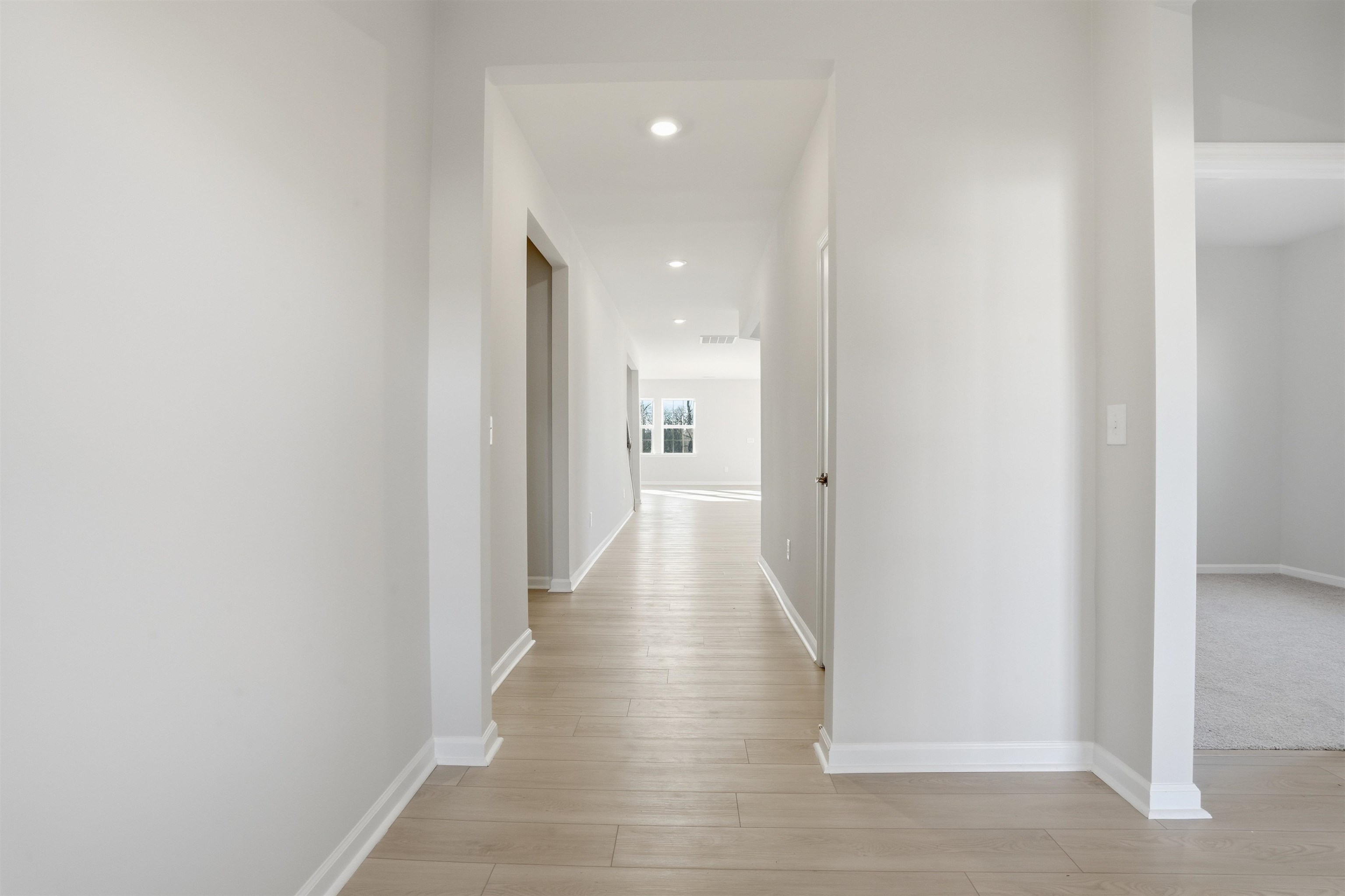 495 Adhurst Drive Enoree, SC 29335 - Photo 4 of 32