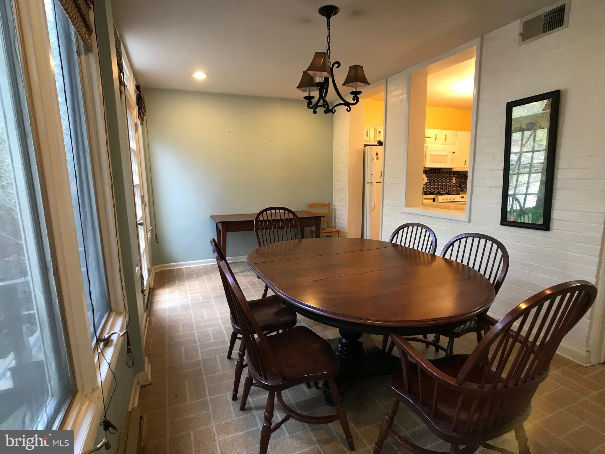 3723 Reservoir Road Northwest Washington, DC 20007 - Photo 9 of 26 Dining Room