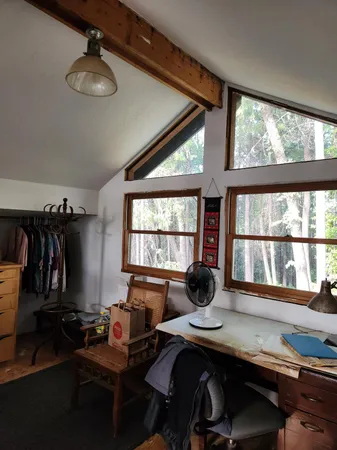 a view of entryway