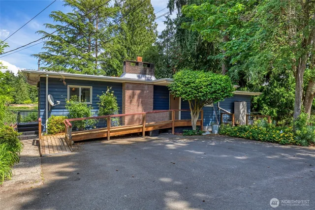 $887,000 | 13202 Bitter Place North, Seattle, WA 98133