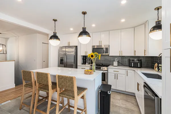 $650,000 | 819 West Michigan Street, New Buffalo, MI 49117