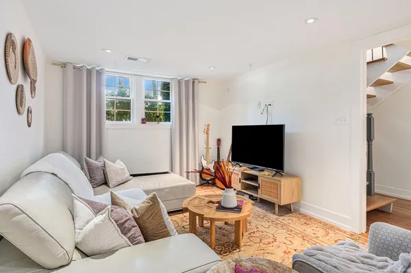 $650,000 | 819 West Michigan Street, New Buffalo, MI 49117