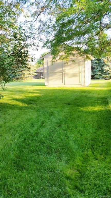 40357 Guilford Novi, MI 48375 - Photo 26 of 30