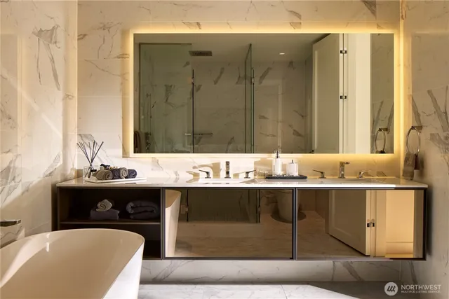 $2,750,000 | 838 Avenue Square Northeast, Unit 1605, Bellevue, WA 98004