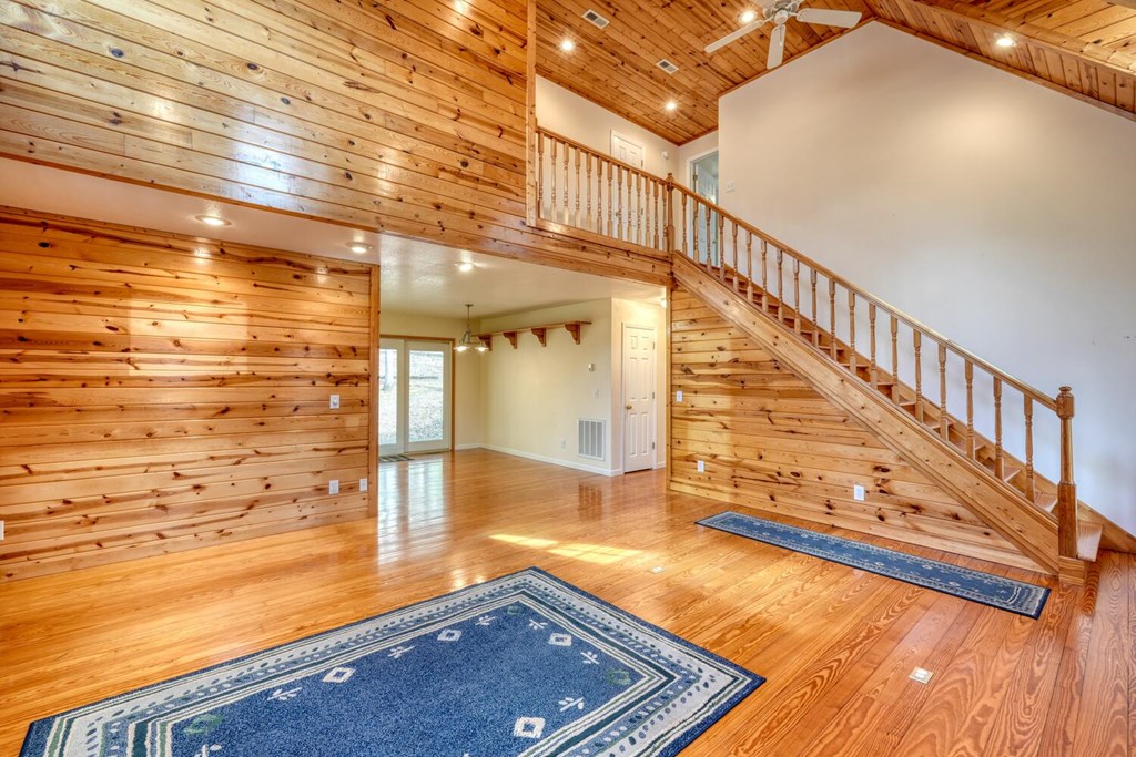 2478 High River Road Hiawassee, GA 30546 - Photo 11 of 67 a view of entryway with an front door
