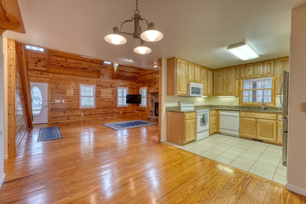 2478 High River Road Hiawassee, GA 30546 - Photo 13 of 67