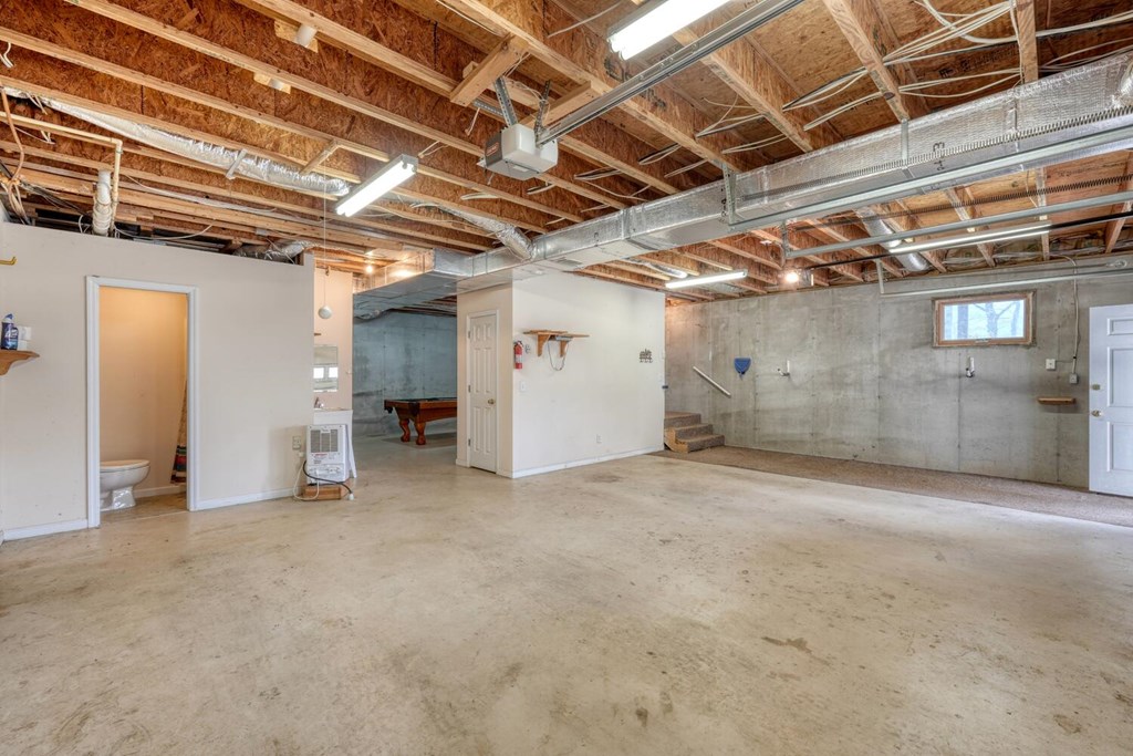 2478 High River Road Hiawassee, GA 30546 - Photo 39 of 67 a view of empty room with wooden walls