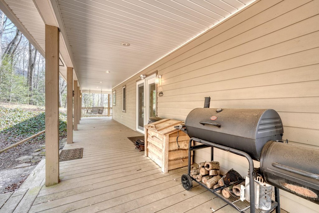 2478 High River Road Hiawassee, GA 30546 - Photo 49 of 67 a view of a balcony with chairs