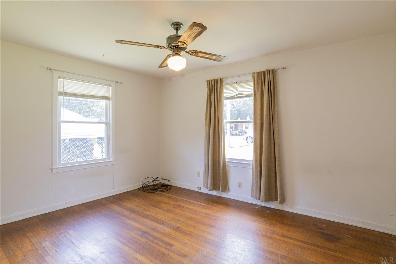 509 Frisco Road Pensacola, FL 32507 - Photo 9 of 18 Gallery Image 9
