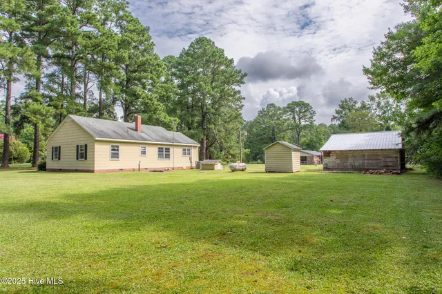 $95,000 | 128 Old Us 17n, Windsor, NC 27983