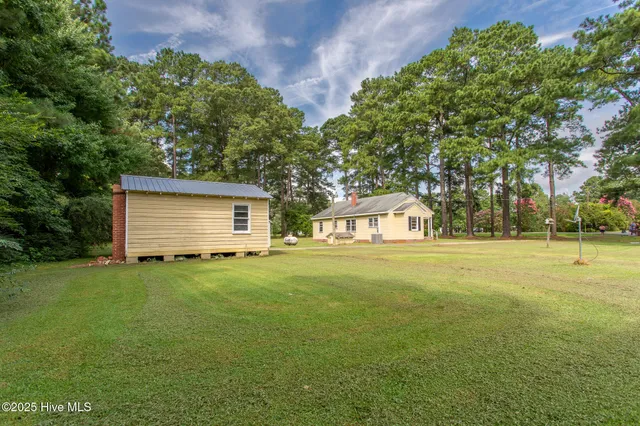 $95,000 | 128 Old Us 17n, Windsor, NC 27983