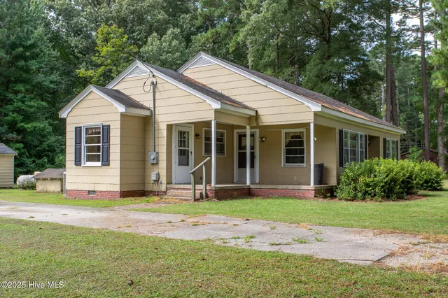 $95,000 | 128 Old Us 17n, Windsor, NC 27983