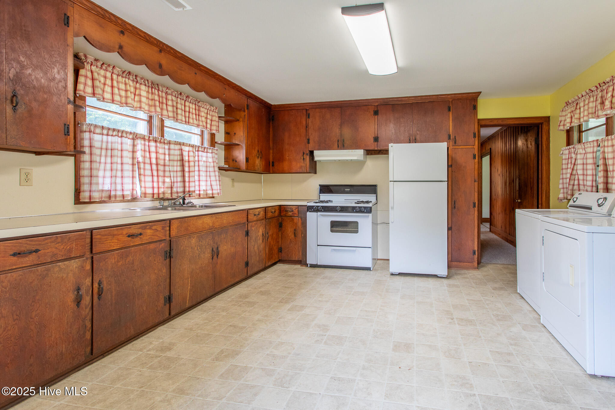 128 Old Us 17n Windsor, NC 27983 - Photo 7 of 25 9H4A7642-HDR