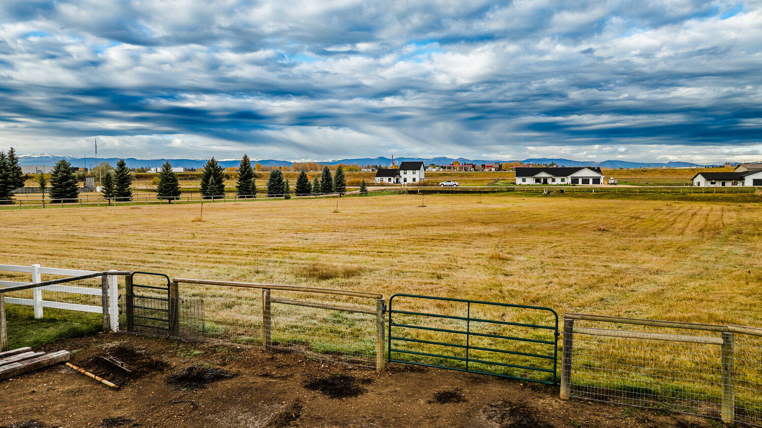 73 Decker Road Sheridan, WY 82801 - Photo 6 of 47 06