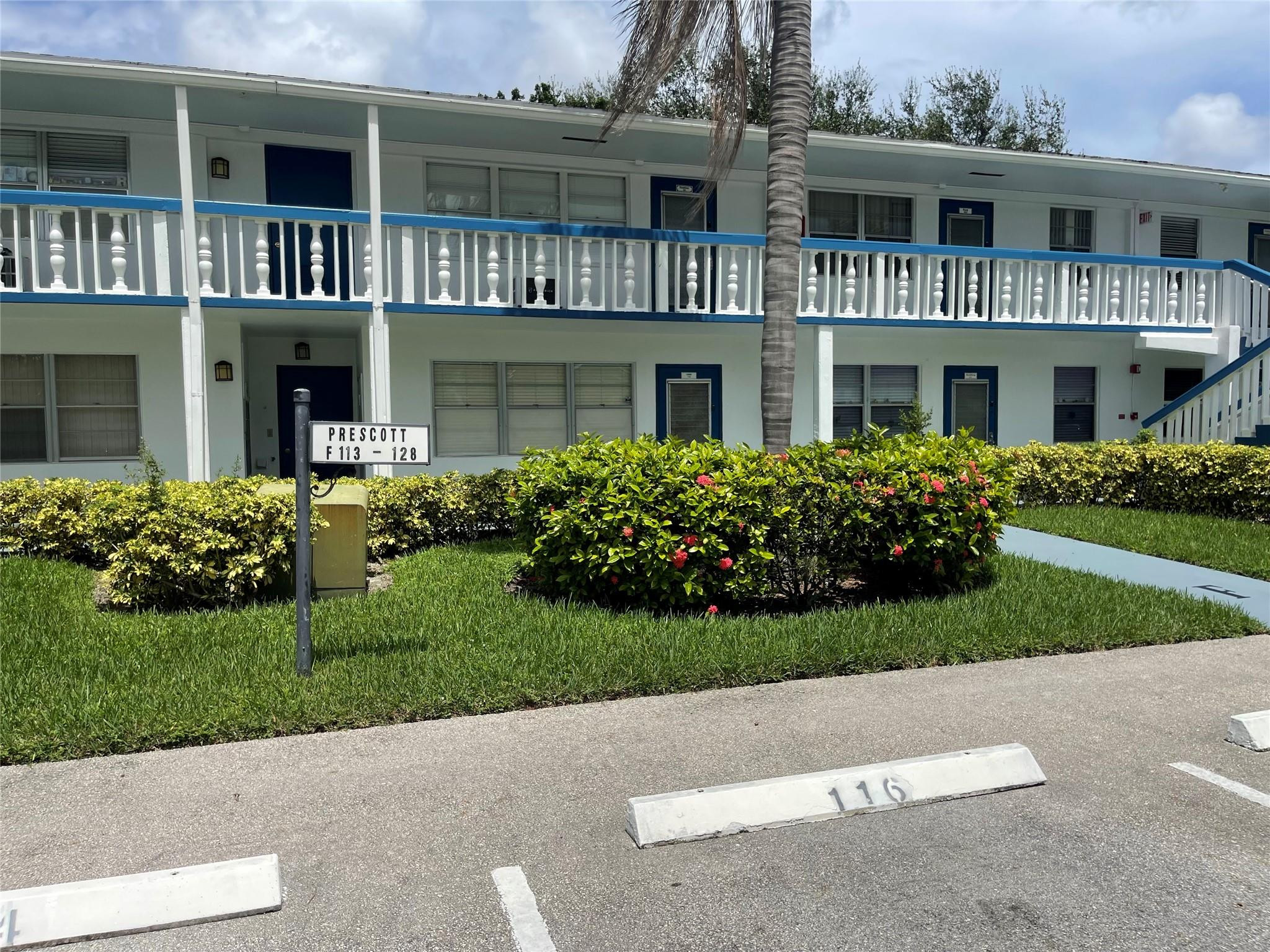 116 Prescott F, Unit F Deerfield Beach, FL 33442 - Photo 2 of 14 Photo 2