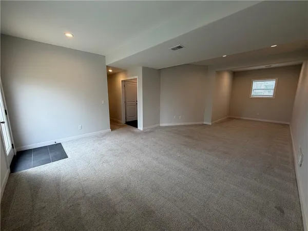 $2,445 | 1209 Northwest 3rd Street, Oak Grove, MO 64075