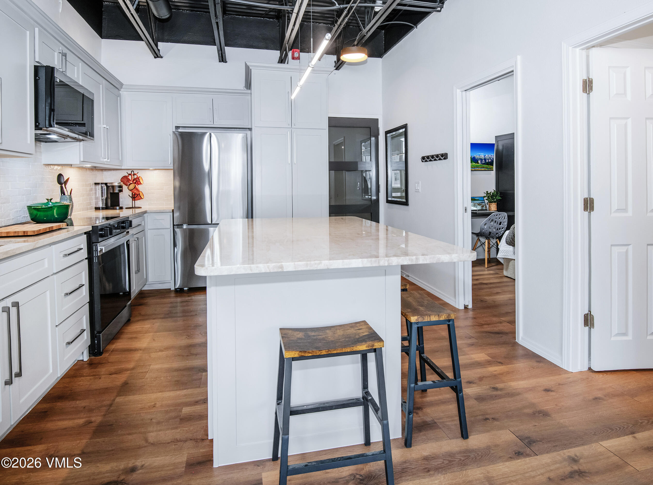 275 Main Street, Unit O211 Edwards, CO 81632 - Photo 7 of 26 275-Main-St-O-211_10