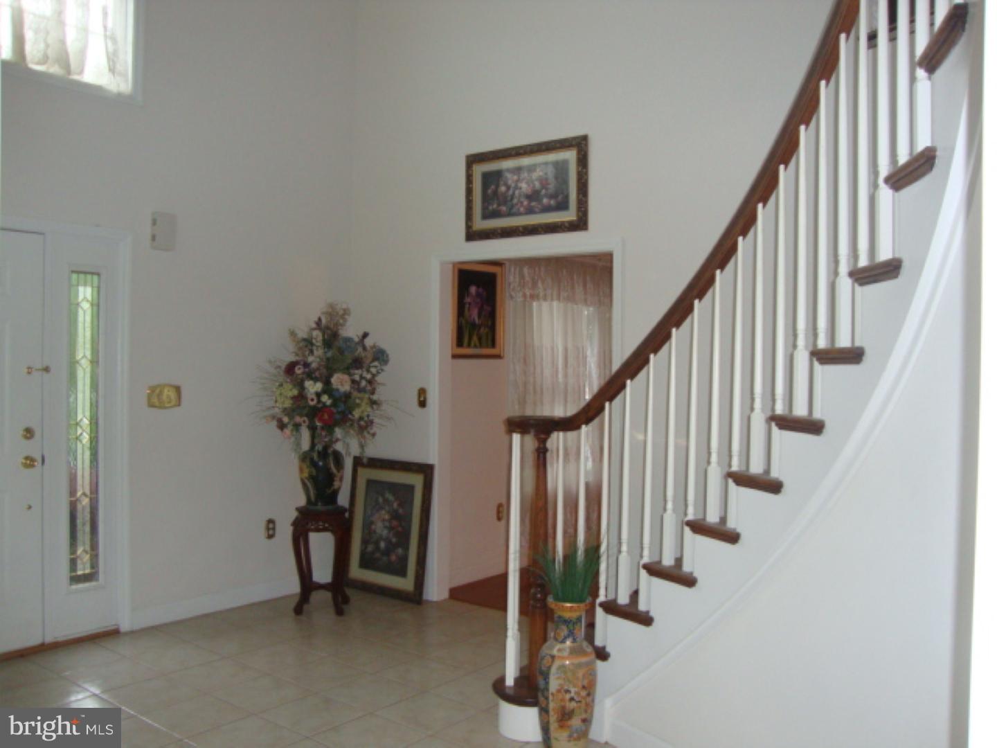 307 Shelly Drive Sinking Spring, PA 19608 - Photo 2 of 24